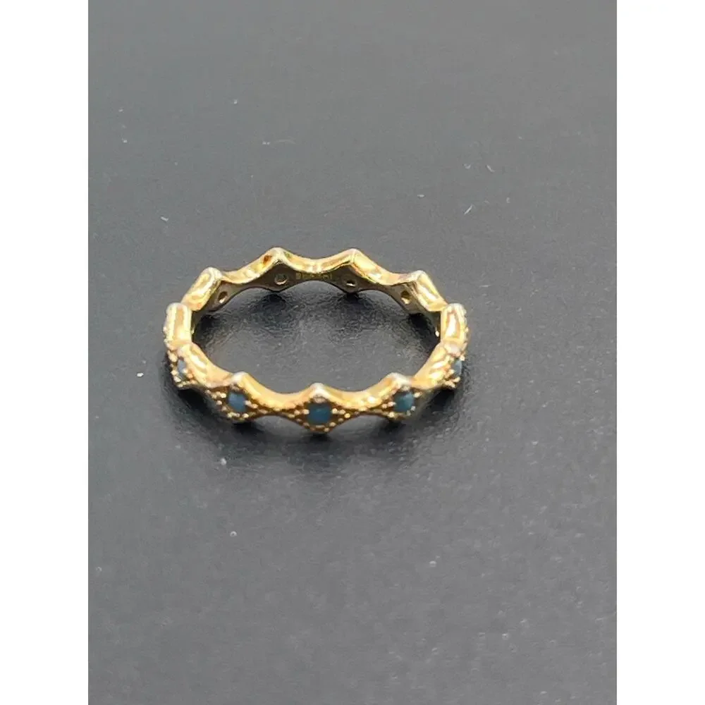 SHASHI Penny‎ Band Stackable Blue Stone Scalloped Gold Plated Ring Sz 6.5